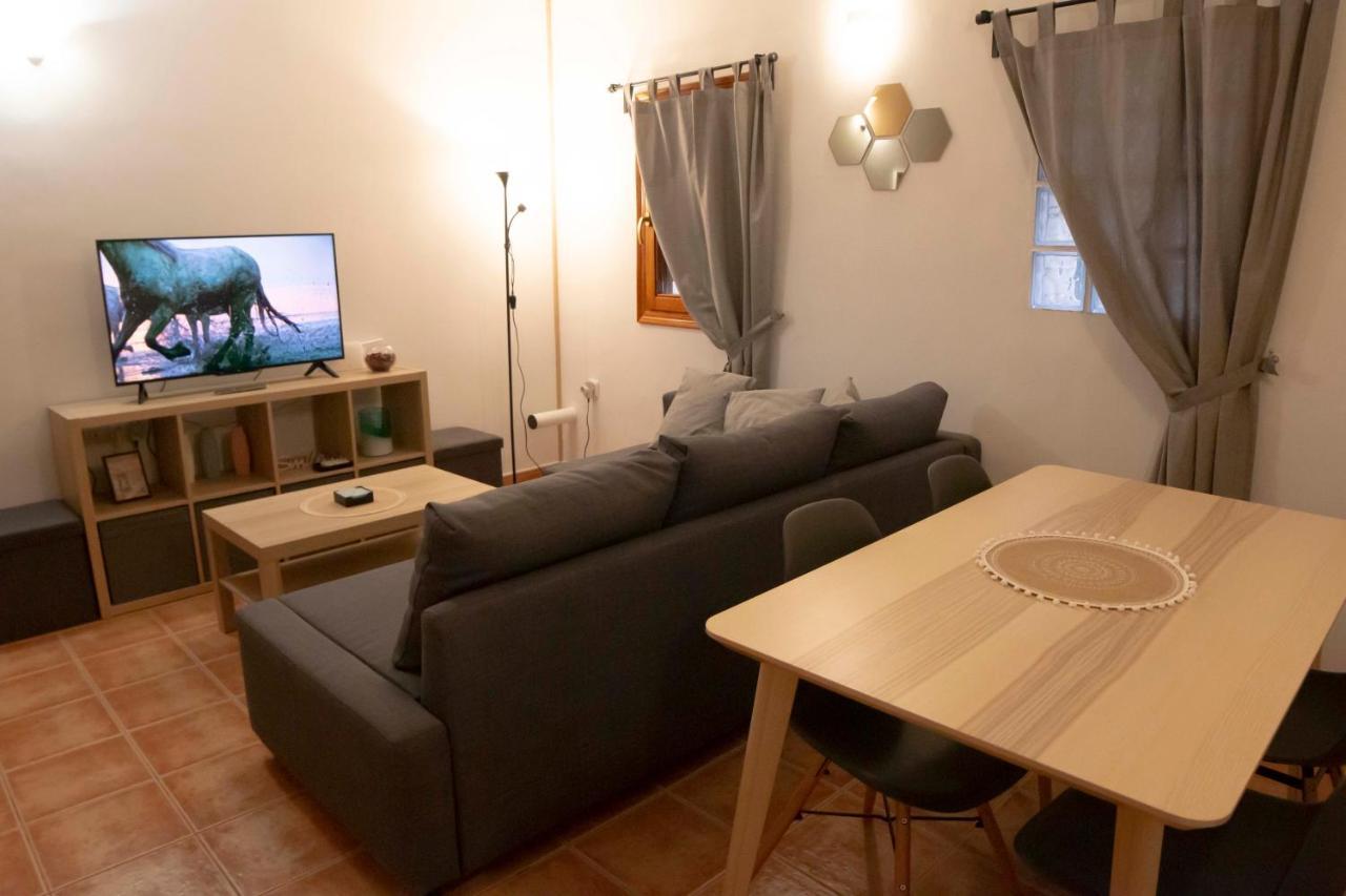 Apartamentos Erlueta 카라타유드 외부 사진